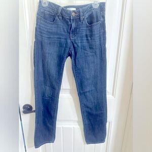 Lauren Conrad Skinny Jeans. Mid Rise. Size 2.
